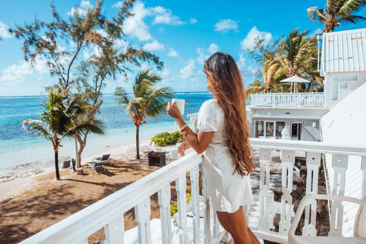 Astroea Beach Hotel (Adults Only) Blue Bay Bagian luar foto