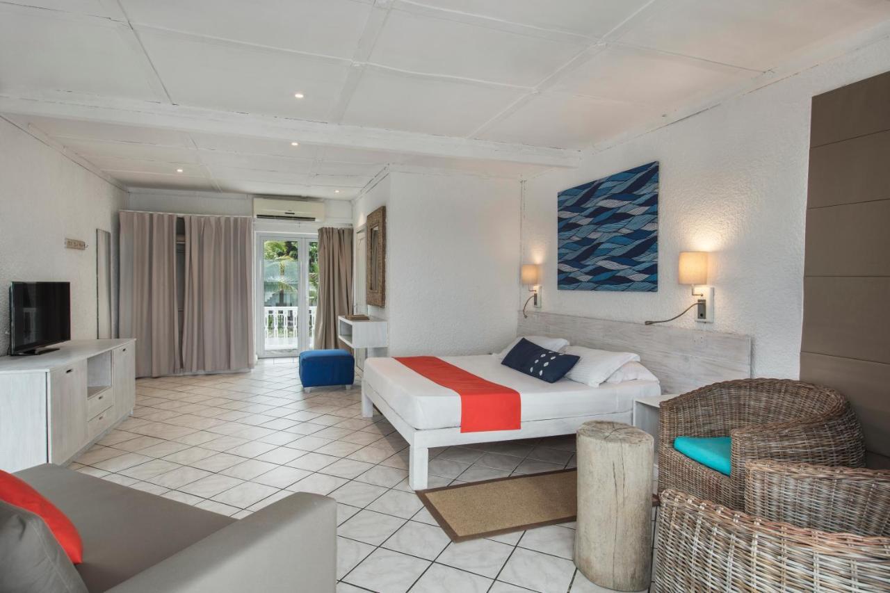 Astroea Beach Hotel (Adults Only) Blue Bay Bagian luar foto