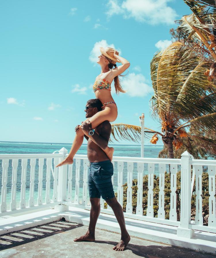 Astroea Beach Hotel (Adults Only) Blue Bay Bagian luar foto