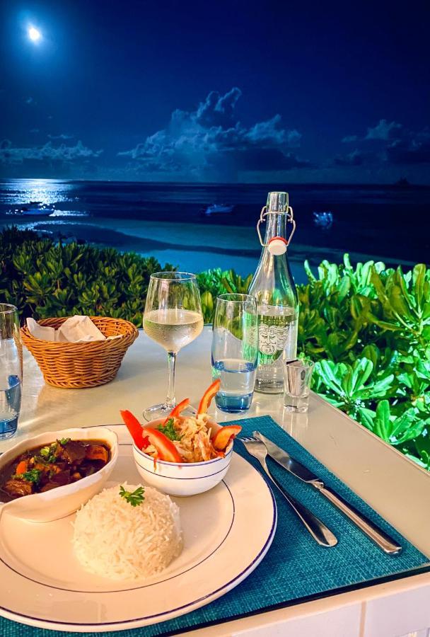 Astroea Beach Hotel (Adults Only) Blue Bay Bagian luar foto