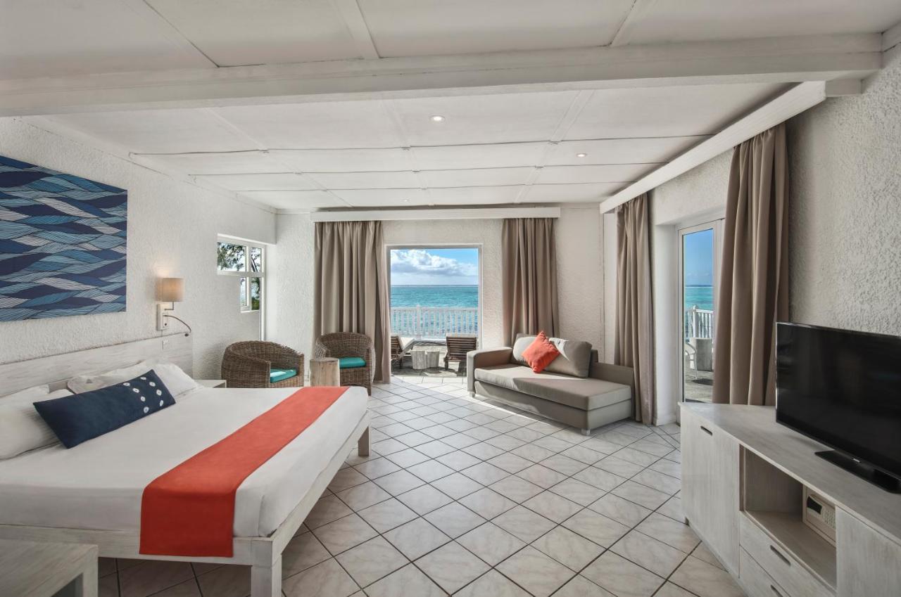 Astroea Beach Hotel (Adults Only) Blue Bay Bagian luar foto