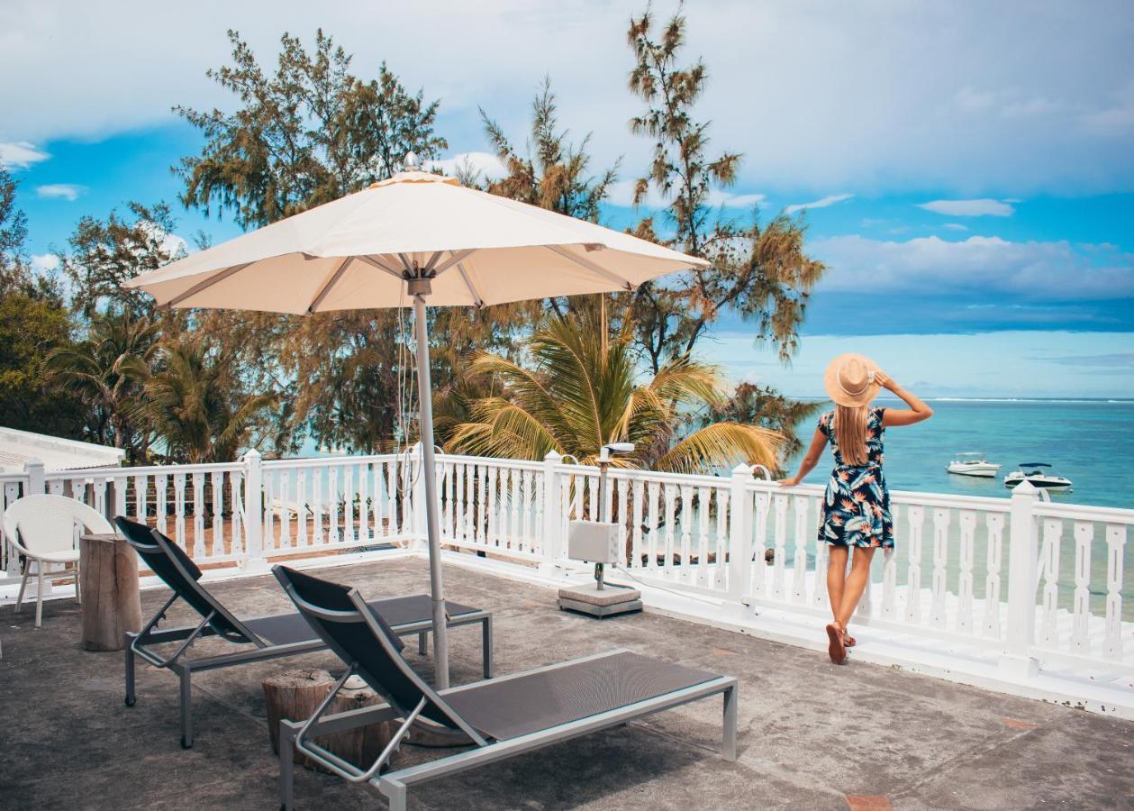 Astroea Beach Hotel (Adults Only) Blue Bay Bagian luar foto