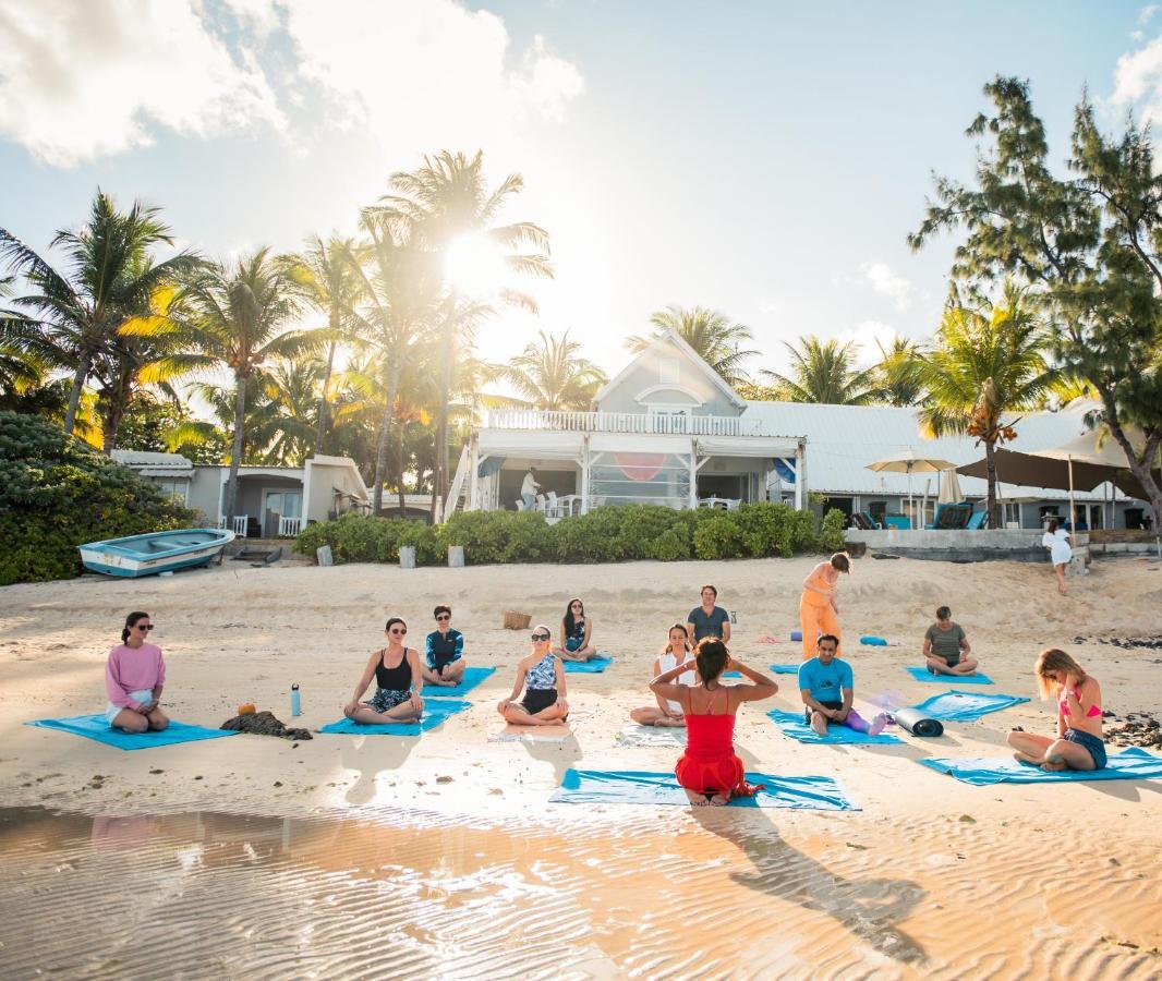Astroea Beach Hotel (Adults Only) Blue Bay Bagian luar foto